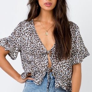 Cheetah Print Tie Front NWOT